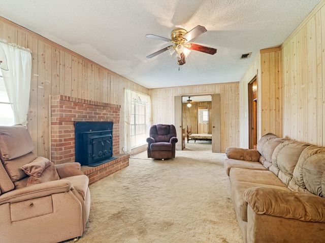 1081 Wright Street, Terrell, TX 75160