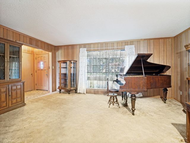 1081 Wright Street, Terrell, TX 75160