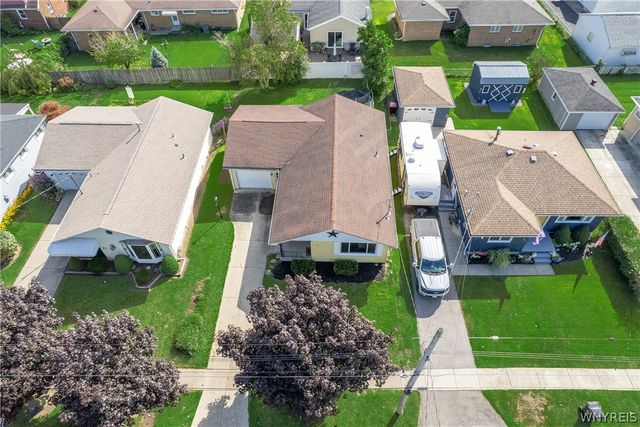 76 1st Avenue, Lancaster, NY 14086