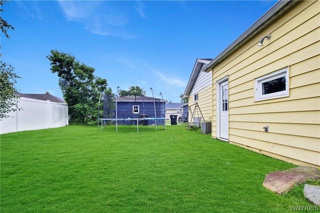 76 1st Avenue, Lancaster, NY 14086