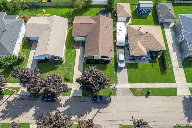76 1st Avenue, Lancaster, NY 14086