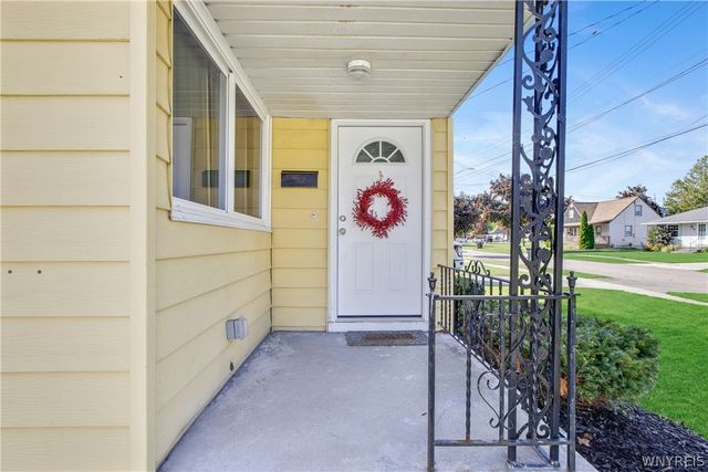 76 1st Avenue, Lancaster, NY 14086