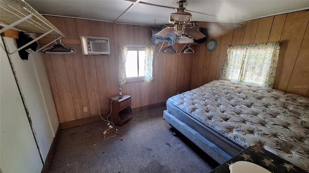 Image 25 of property listing at 23548 NE 120TH STREET, Fort Mc Coy, FL 32134