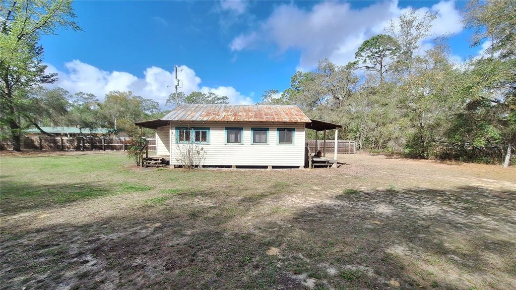 Image 27 of property listing at 23548 NE 120TH STREET, Fort Mc Coy, FL 32134