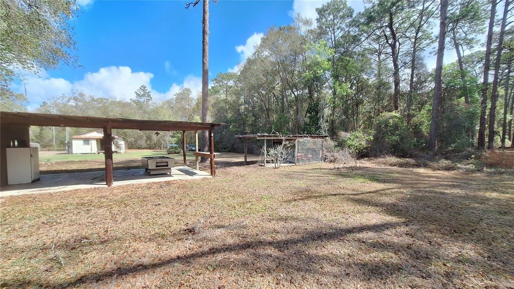 Image 38 of property listing at 23548 NE 120TH STREET, Fort Mc Coy, FL 32134