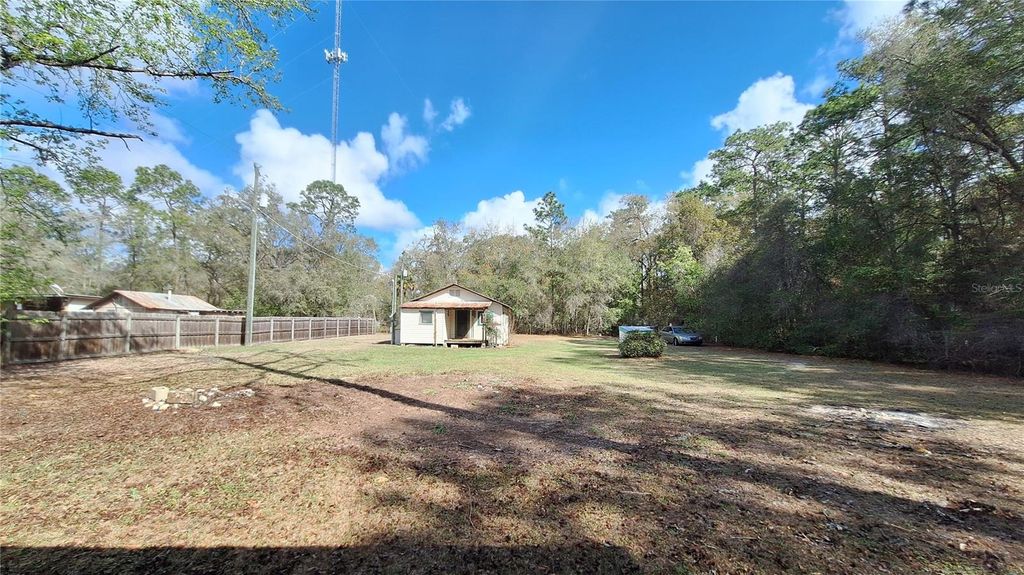 Image 40 of property listing at 23548 NE 120TH STREET, Fort Mc Coy, FL 32134