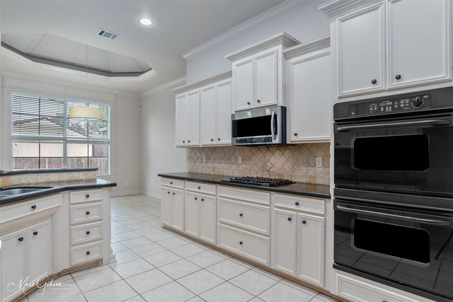 5041 Longstreet Place, Bossier City, LA 71112