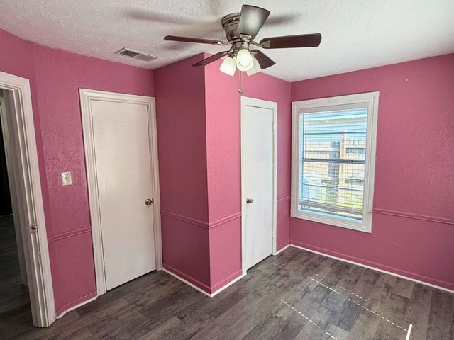 1533 2nd Avenue N, Texas City, TX 77590