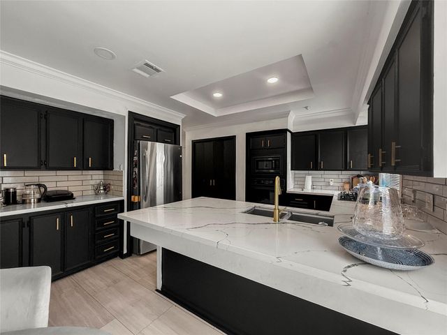 2358 Binley Drive, Houston, TX 77077