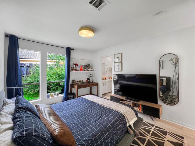 2358 Binley Drive, Houston, TX 77077