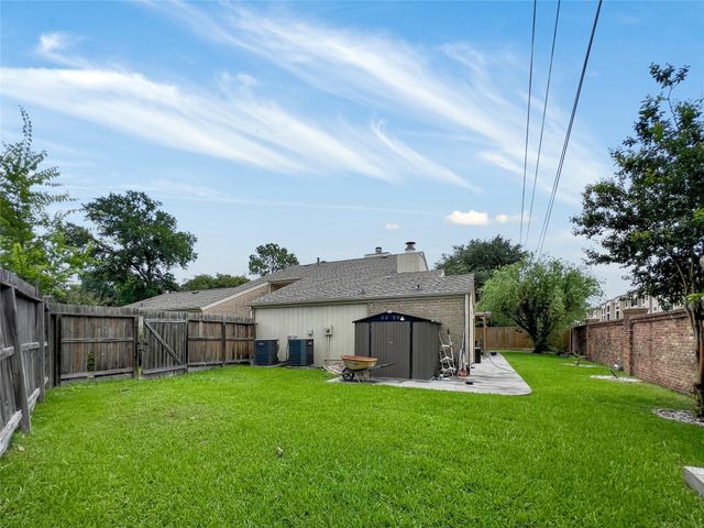 2358 Binley Drive, Houston, TX 77077