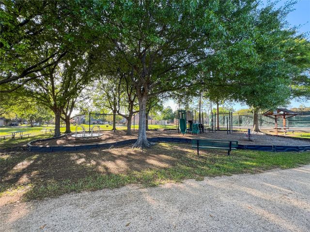 2358 Binley Drive, Houston, TX 77077