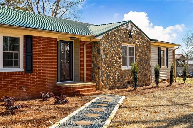 123 Sharon Drive, Lexington, NC 27292