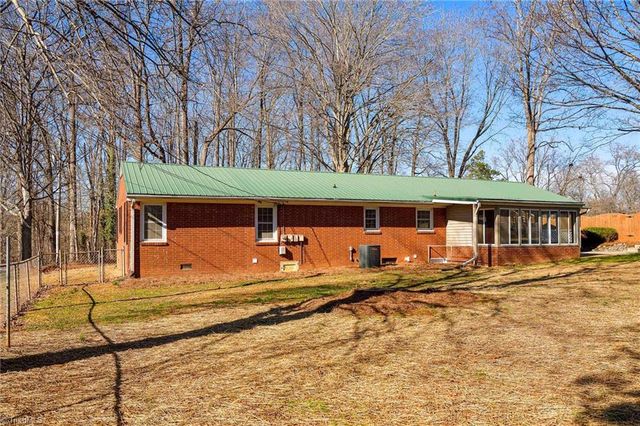 123 Sharon Drive, Lexington, NC 27292