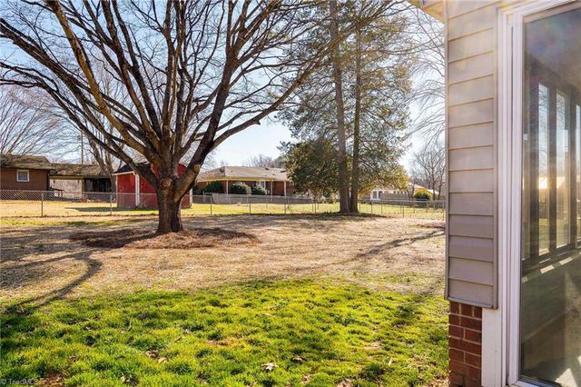 123 Sharon Drive, Lexington, NC 27292