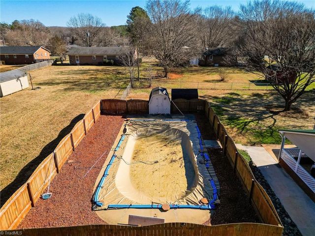 123 Sharon Drive, Lexington, NC 27292