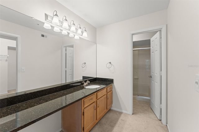 490 N PIN OAK PLACE 216, Longwood, FL 32779