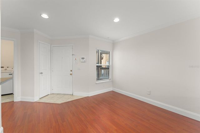 490 N PIN OAK PLACE 216, Longwood, FL 32779