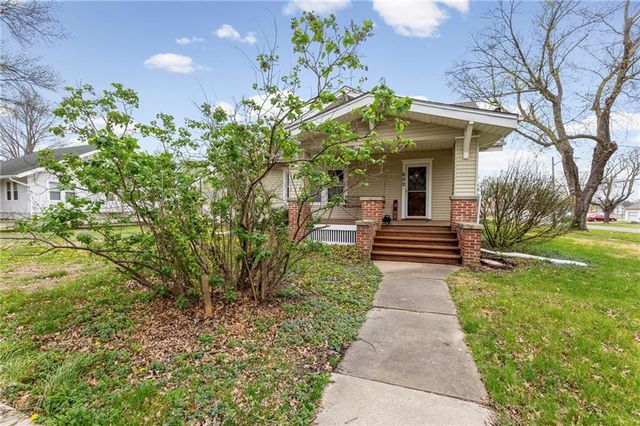 602 Oak Street, Wellsville, KS 66092
