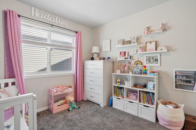 1710 67th Avenue S, Fargo, ND 58104