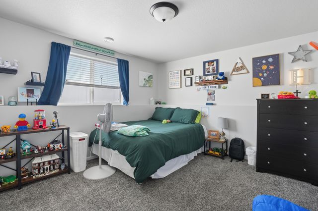 1710 67th Avenue S, Fargo, ND 58104