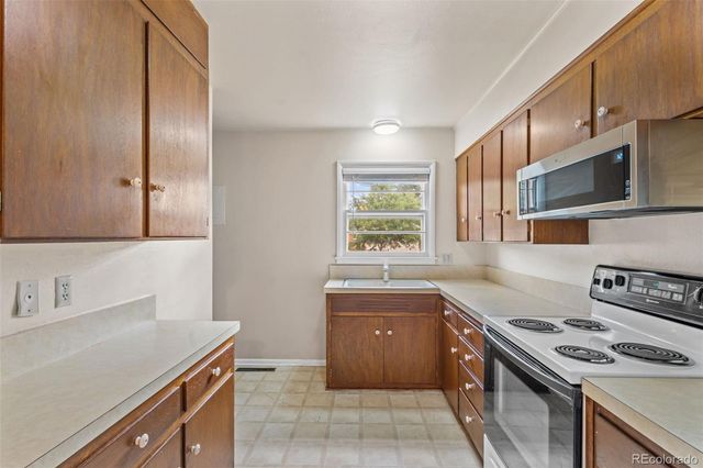 1713 Yuma, Colorado Springs, CO 80909