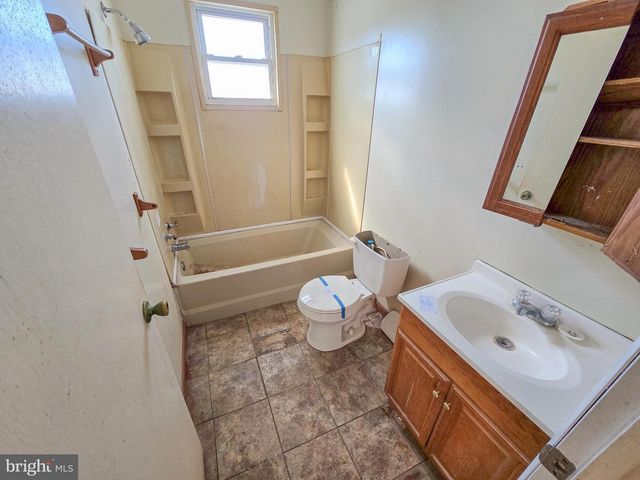 39 MEADOW WOOD LN, Harrington, DE 19952