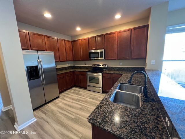 3593 HARTSFIELD FOREST Circle, Jacksonville, FL 32277