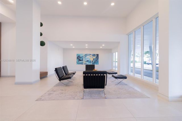 230 174th Street 404, Sunny Isles Beach, FL 33160