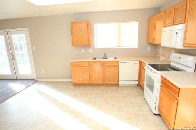 9715 AMBER LEDGE, San Antonio, TX 78245