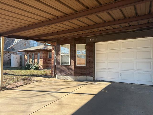 109 S PATTERSON Drive, Moore, OK 73160