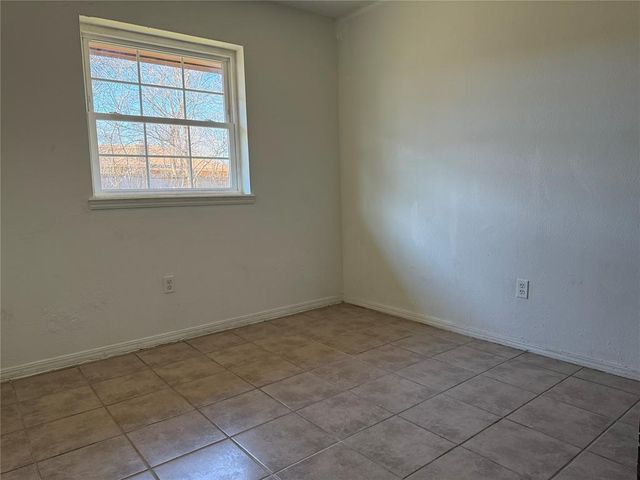 109 S PATTERSON Drive, Moore, OK 73160