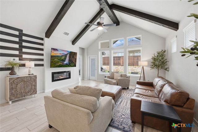 1612 Seekat Drive, New Braunfels, TX 78132