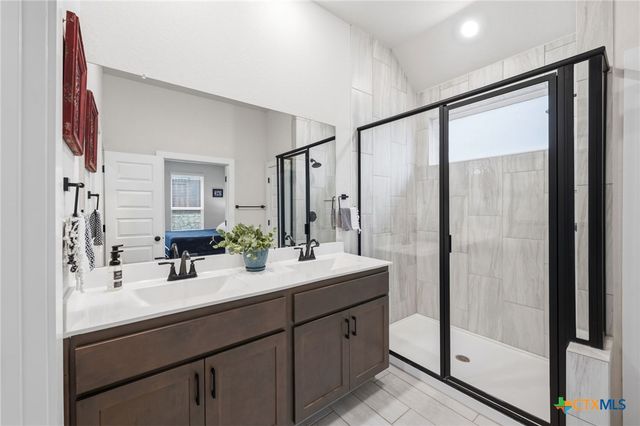 1612 Seekat Drive, New Braunfels, TX 78132
