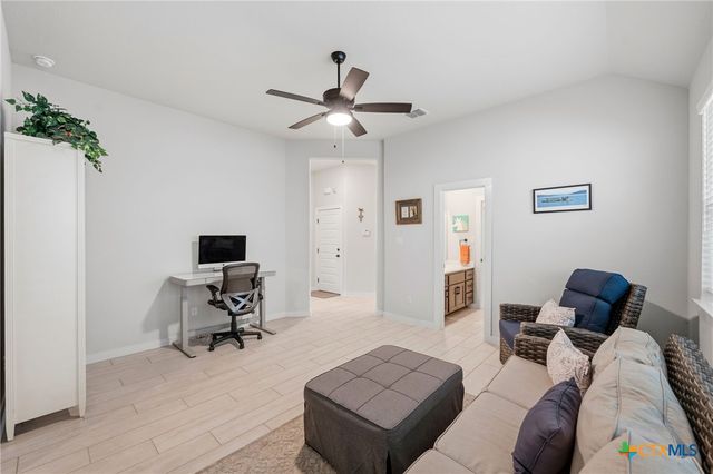 1612 Seekat Drive, New Braunfels, TX 78132