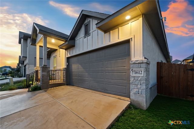 1612 Seekat Drive, New Braunfels, TX 78132