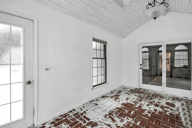 309 Vanderbilt Road, Mansfield, OH 44904