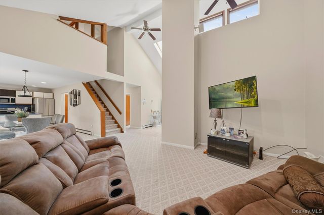 842 Route 284, Westtown, NY 10998
