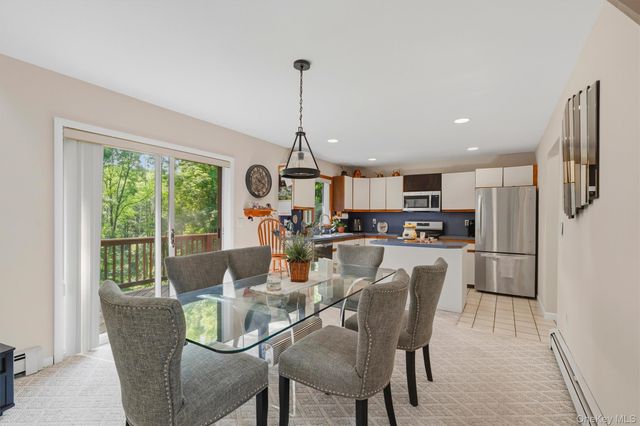 842 Route 284, Westtown, NY 10998