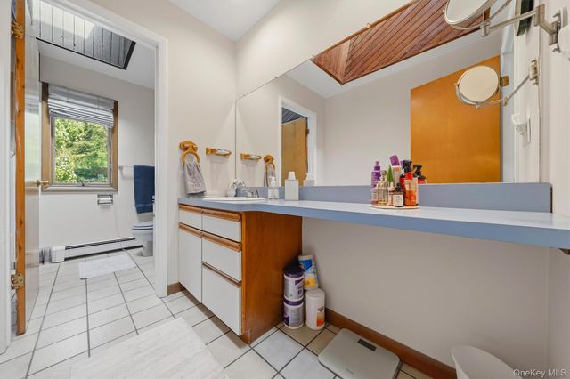 842 Route 284, Westtown, NY 10998