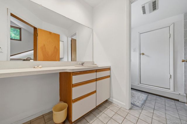 842 Route 284, Westtown, NY 10998