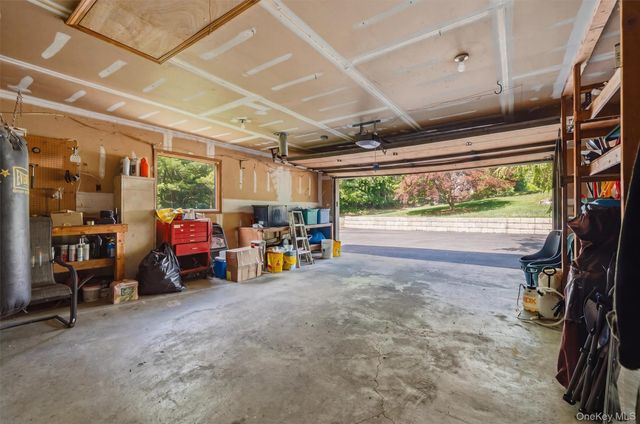 842 Route 284, Westtown, NY 10998