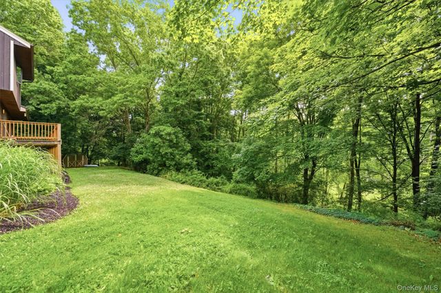 842 Route 284, Westtown, NY 10998
