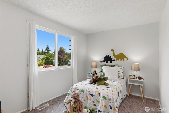 33709 28th Avenue SW, Federal Way, WA 98023