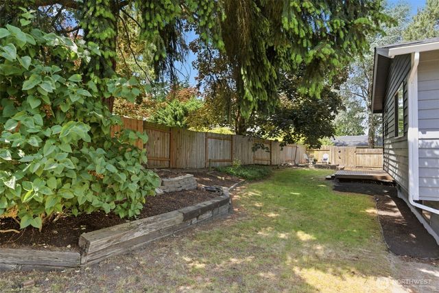 33709 28th Avenue SW, Federal Way, WA 98023