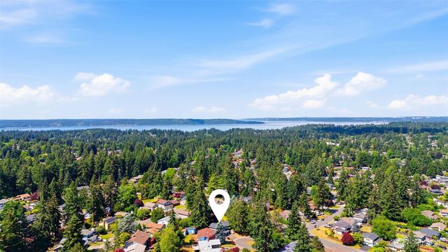 33709 28th Avenue SW, Federal Way, WA 98023