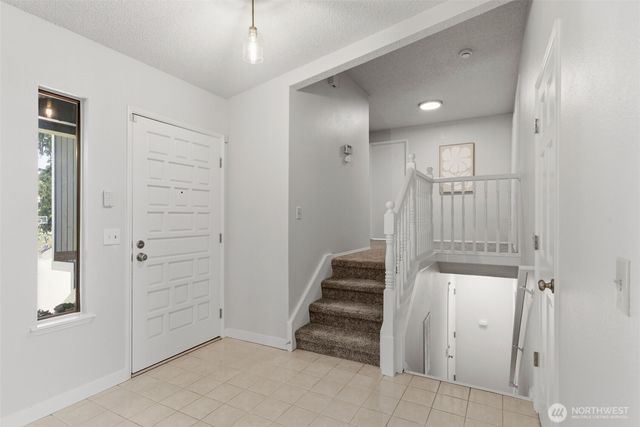 33709 28th Avenue SW, Federal Way, WA 98023