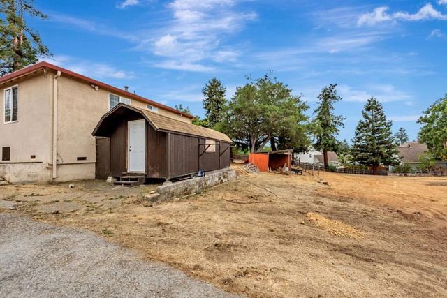 2468 Hidden Lane, Hayward, CA 94541