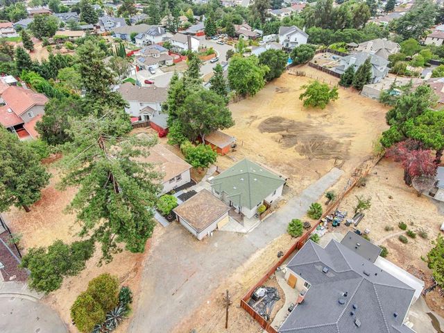 2468 Hidden Lane, Hayward, CA 94541