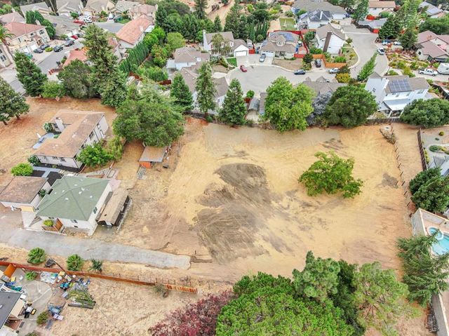 2468 Hidden Lane, Hayward, CA 94541